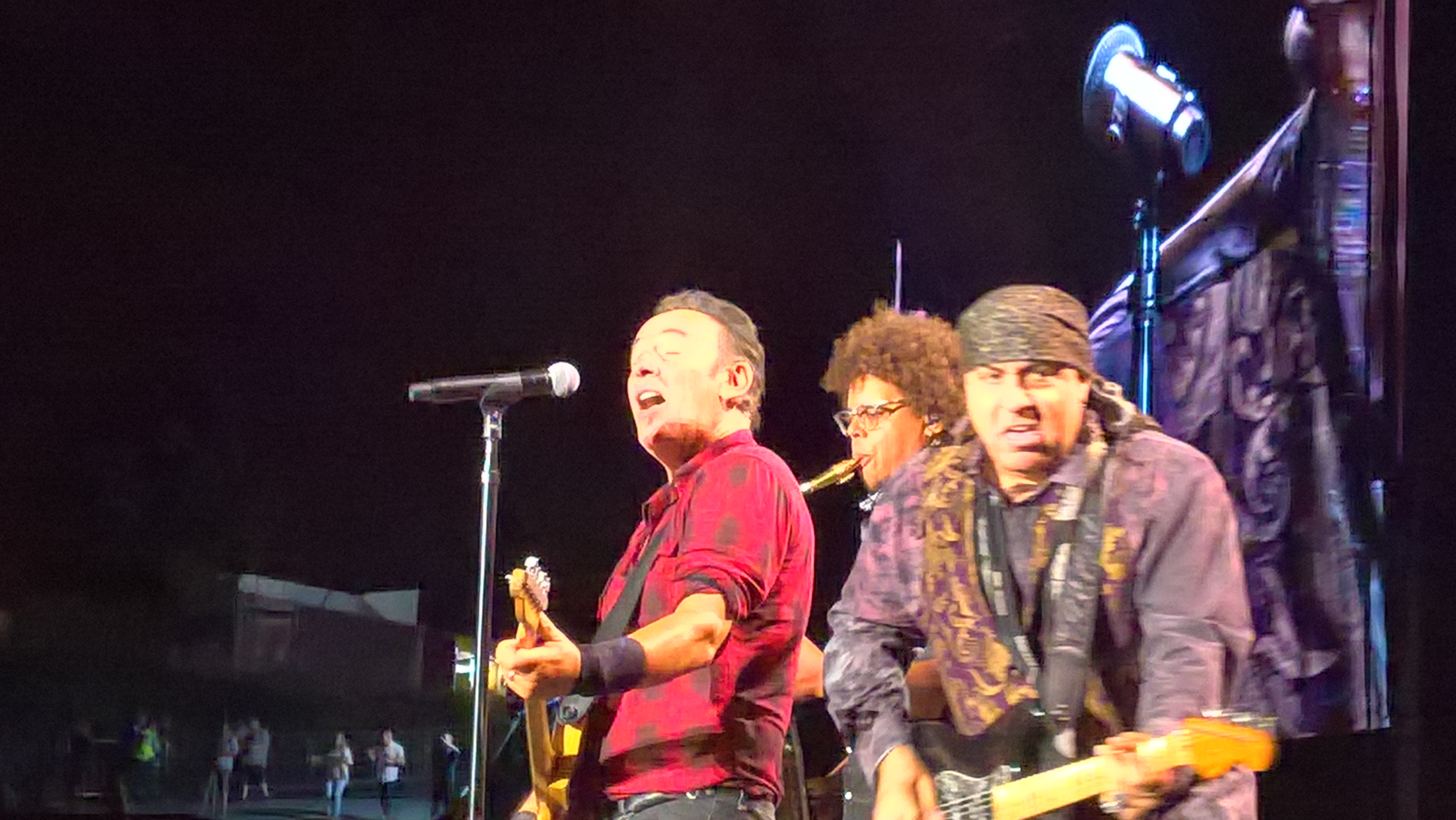 wp_20170225_21_25_08_pro