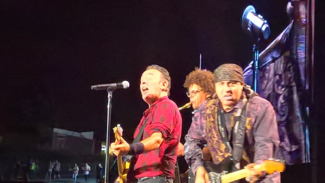 wp_20170225_21_25_08_pro